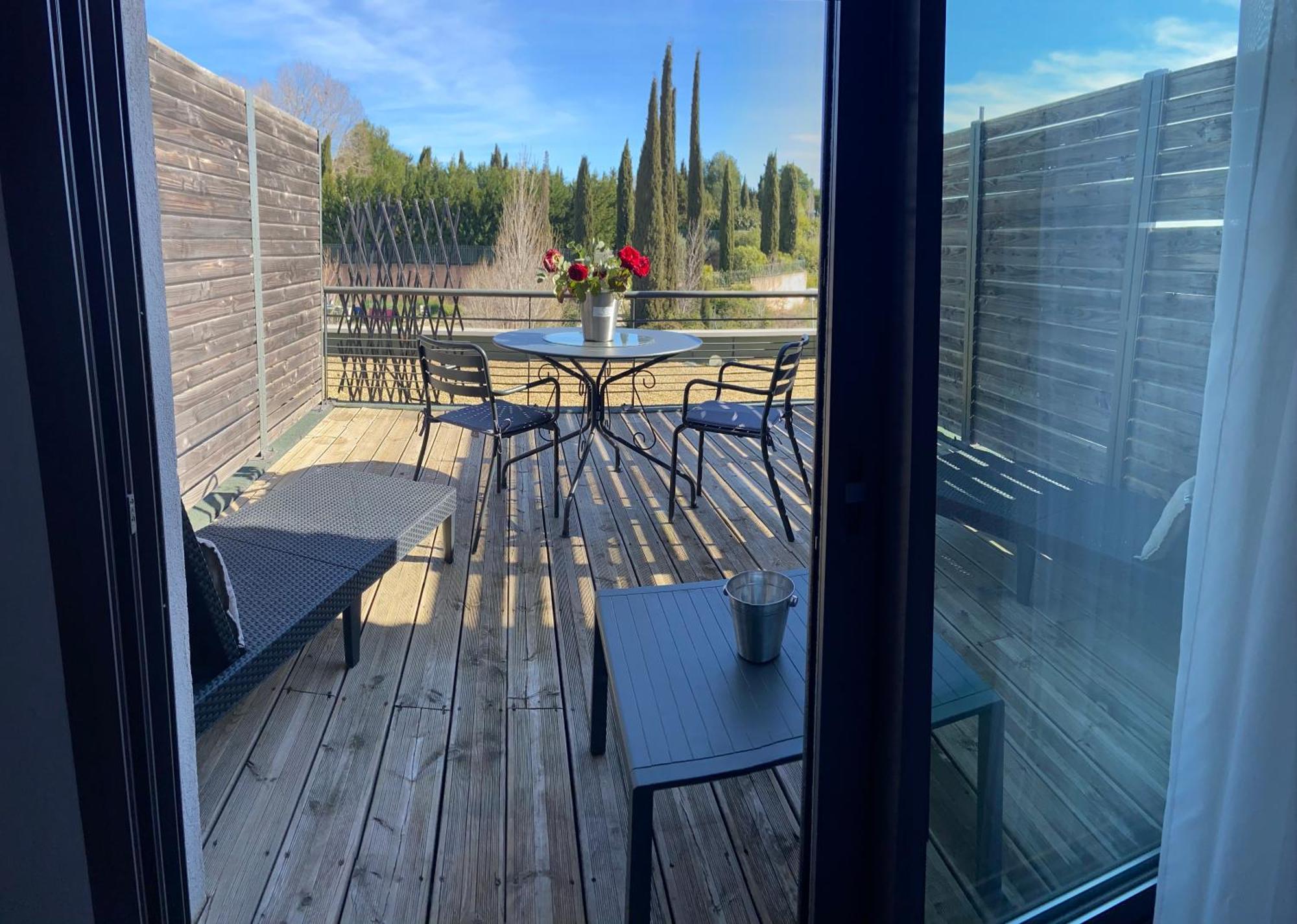Les Terrasses D'Aix - Studio Avec Grande Terrasse Privee Éguilles Exterior foto